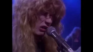 Эмодзи Dave Mustaine 😡