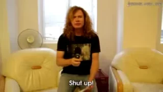 Эмодзи Dave Mustaine 🖕