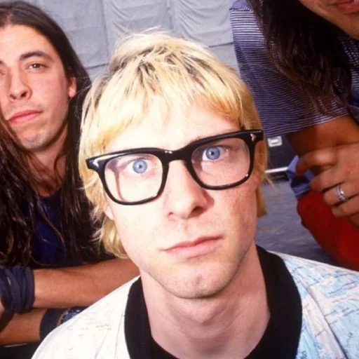 Эмодзи Kurt Cobain 3 😐